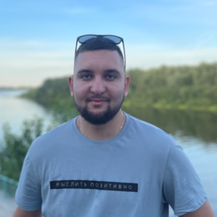 Денис Склифасовский